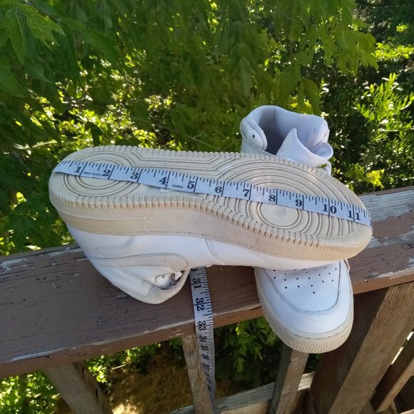 Nike Air AF-1 white sneakers sz 10 1/2 - Picture 15 of 16